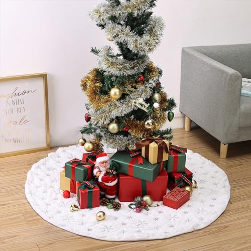 Knitted Christmas Tree Skirt 48 inches Q3959