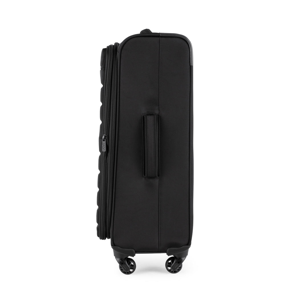 20" Black Softside Luggage F8357