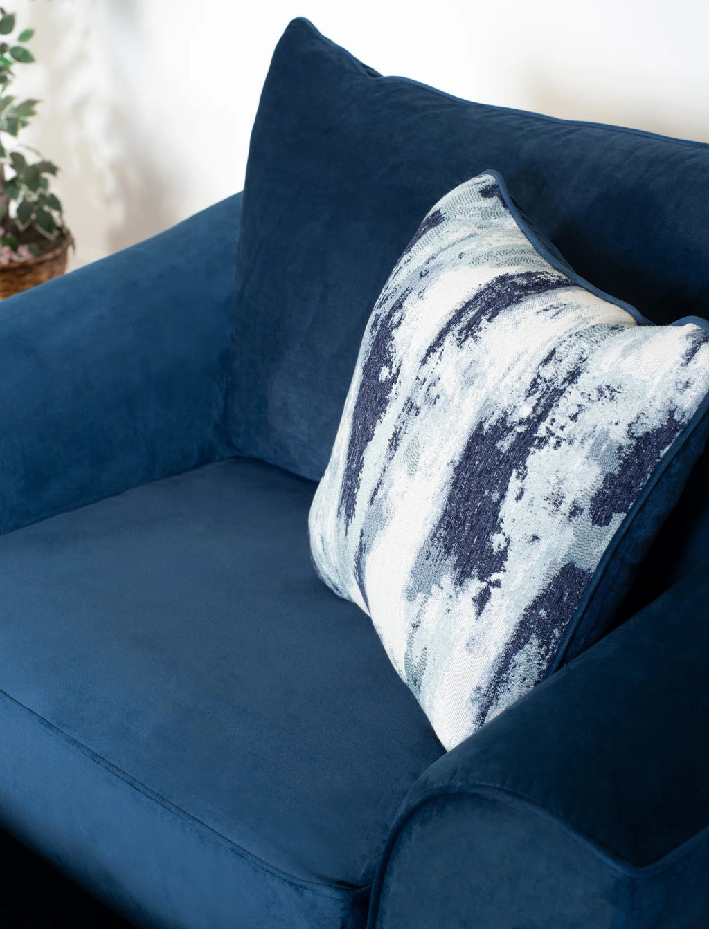 Navy Blue Fabric Pillowback Armchair with Ottoman Set Z5723