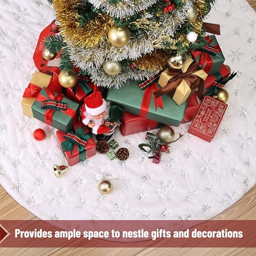 Knitted Christmas Tree Skirt 48 inches Q3959