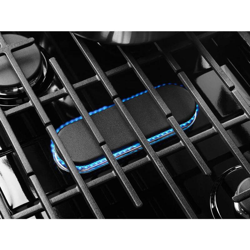 5.8 cu. ft. Gas Freestanding Range in Black I635