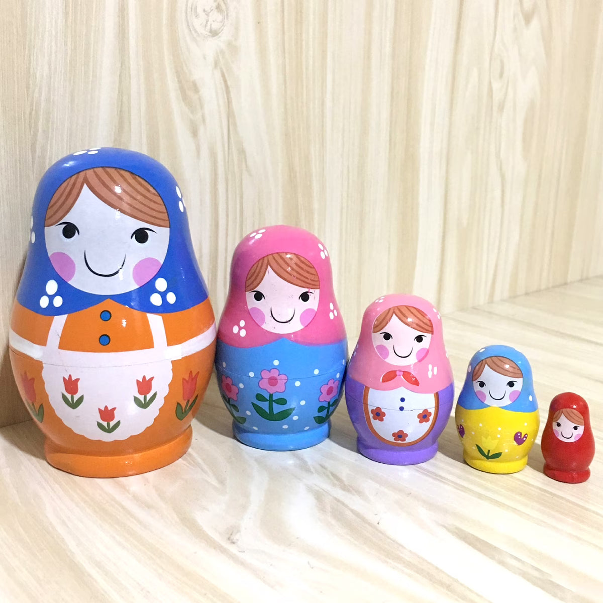 5-piece Russian Matryoshka Wooden Doll Toy D441