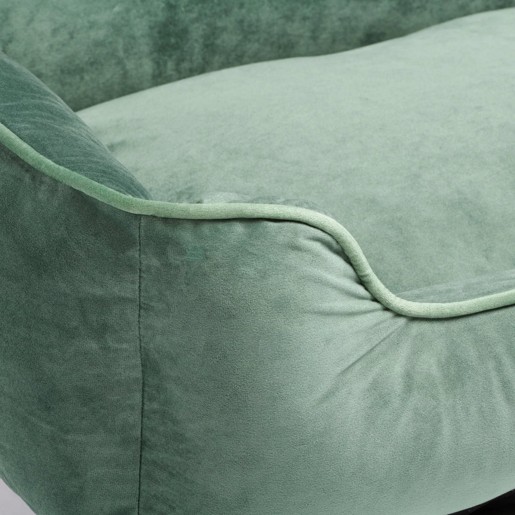 Large Faux Velvet Pet Bed Y528
