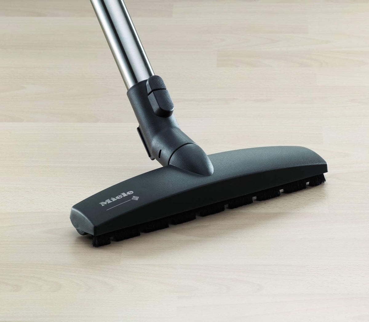 Marine Blue Canister Vacuum Y423
