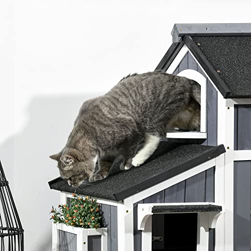 Gray Outdoor Cat House with Weather-Resistant Roof Z116368