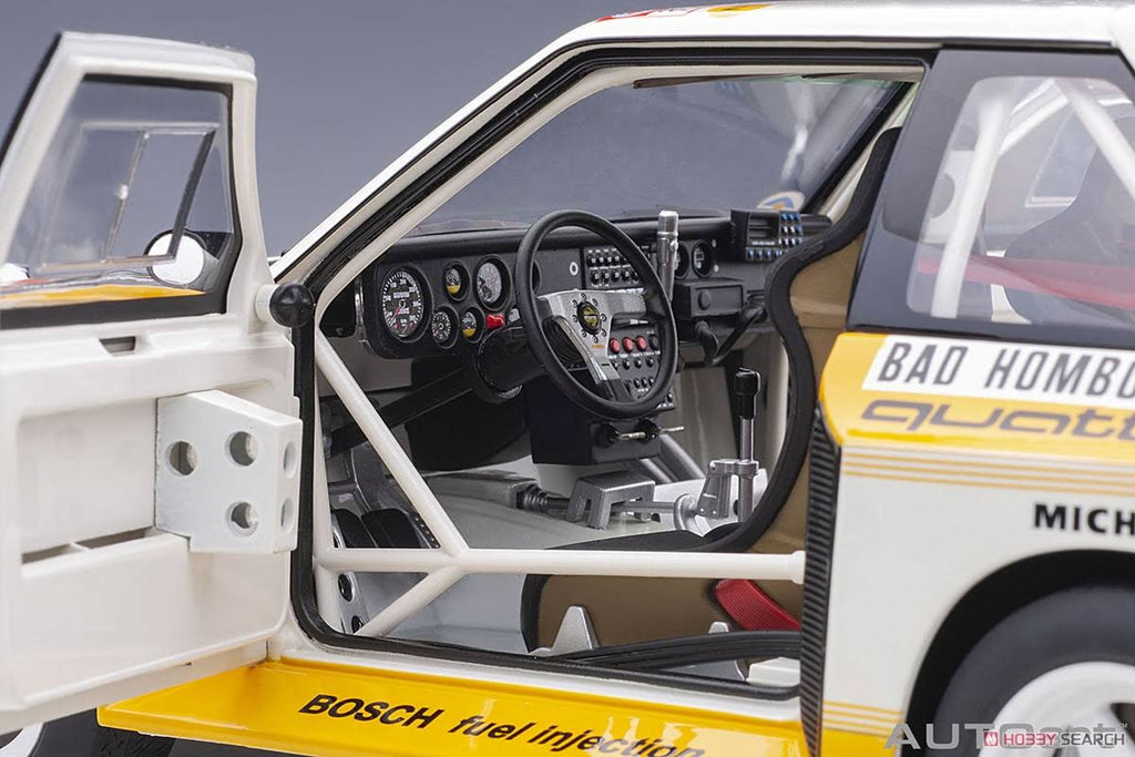 1/18 Model Car X250934