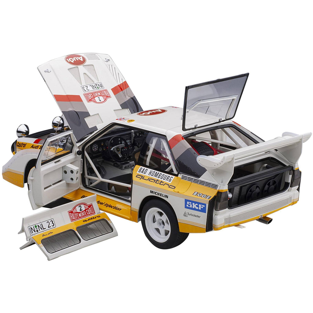 1/18 Model Car X250934